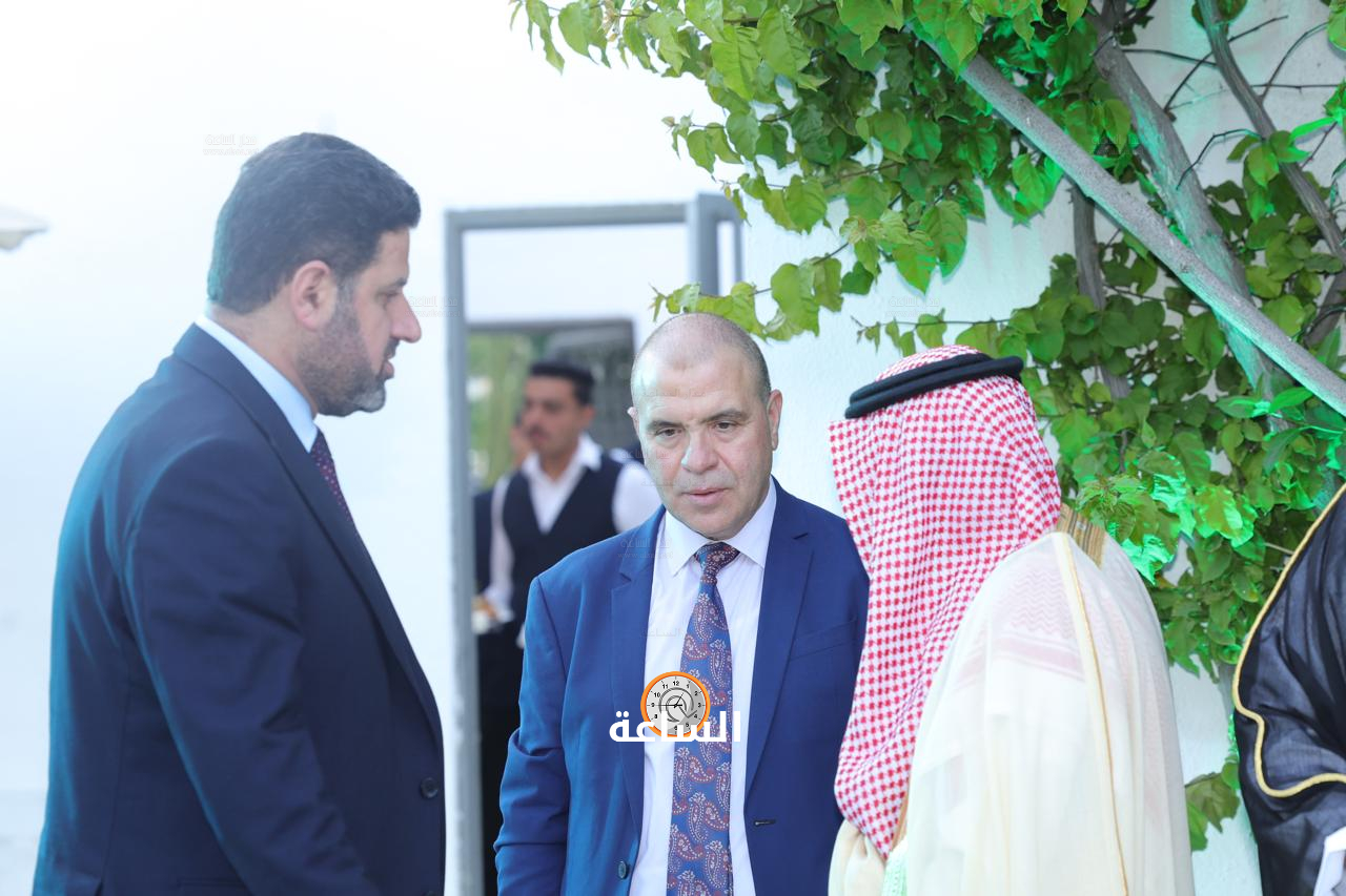 Madar Al-Saa Images 0.9844653830597481