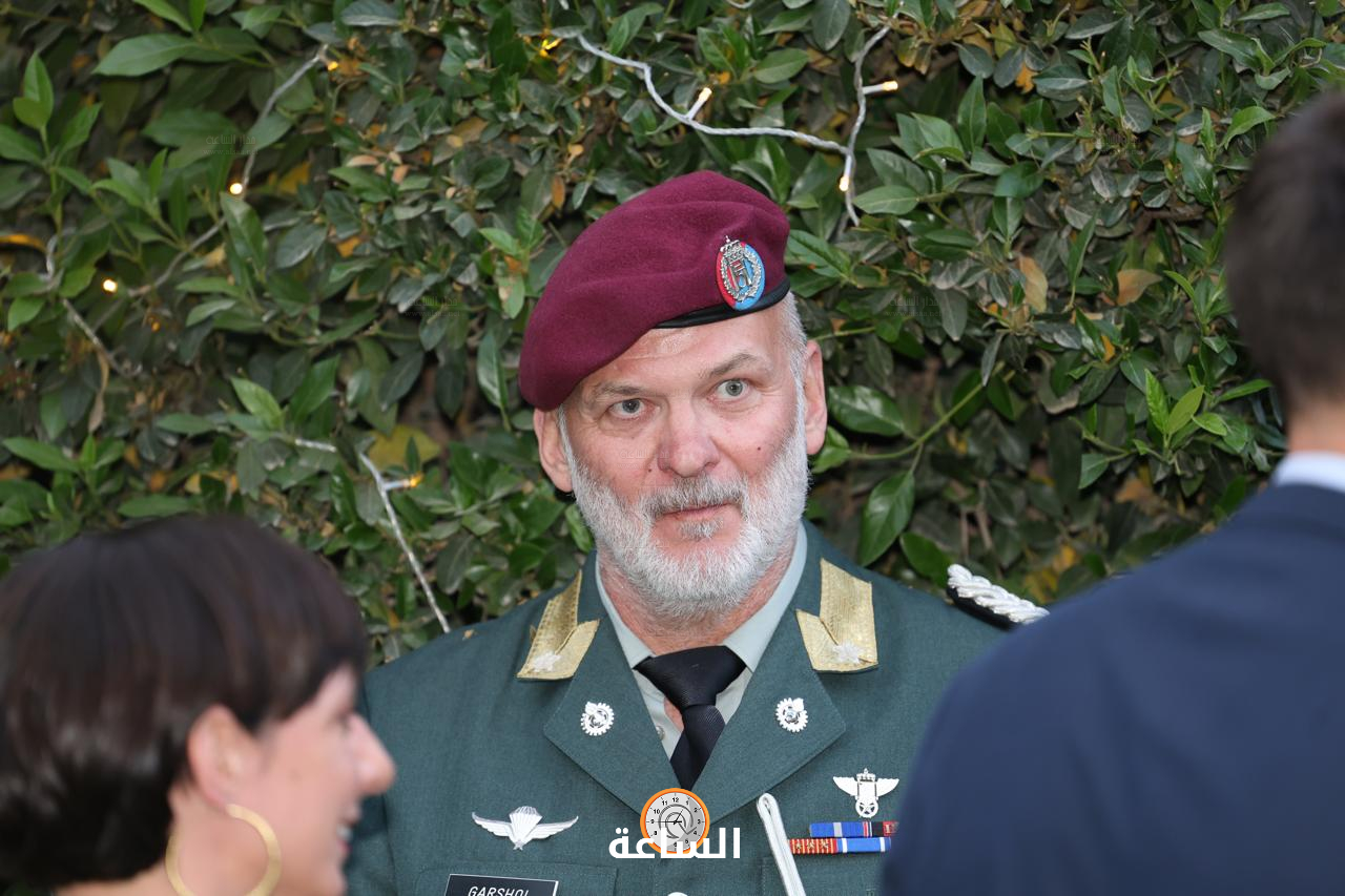 Madar Al-Saa Images 0.3660558018908251