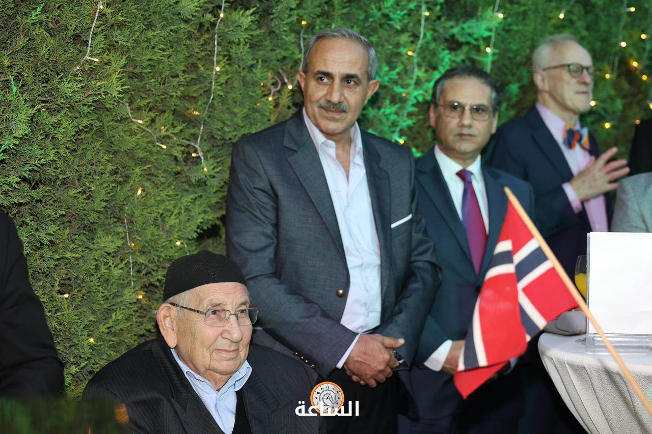 Madar Al-Saa Images 0.4501121048858229