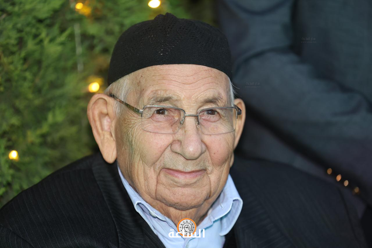 Madar Al-Saa Images 0.1715087988409011