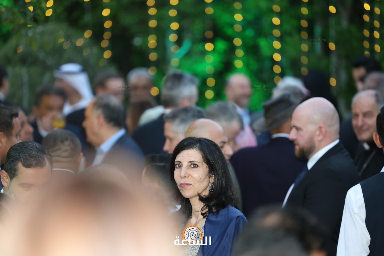 Madar Al-Saa Images 0.676046991326579