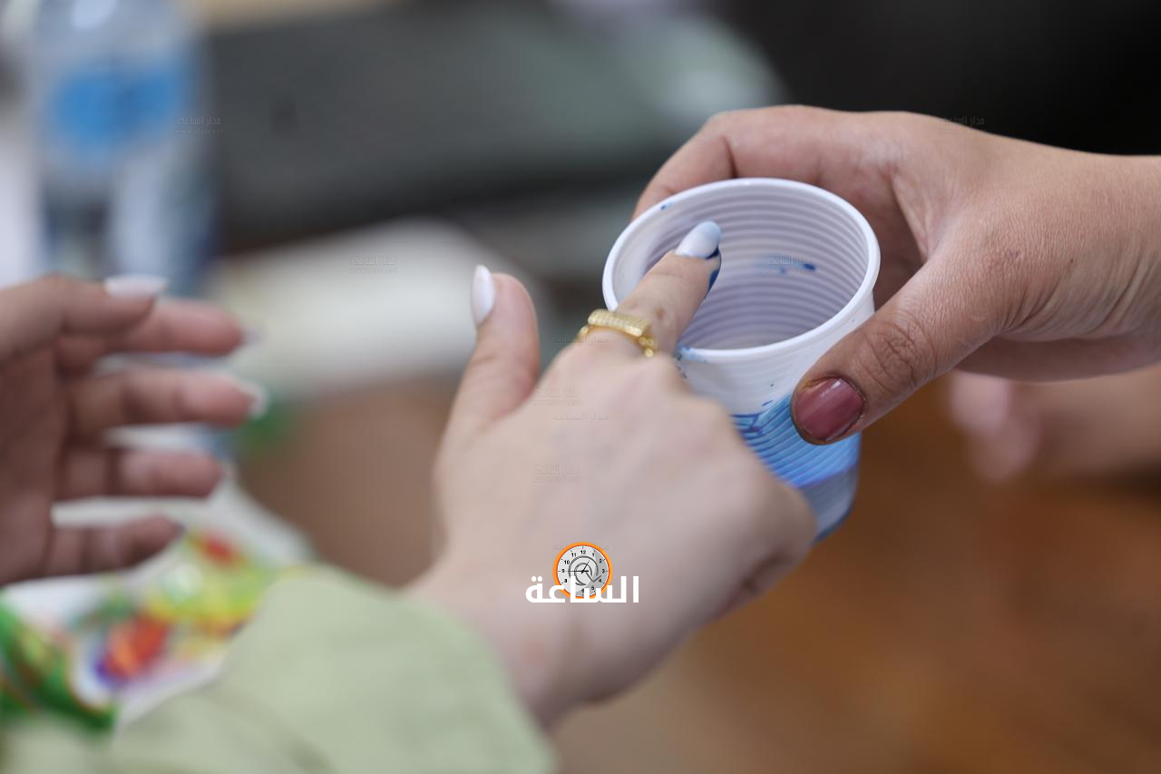 Madar Al-Saa Images 0.9370704169907876