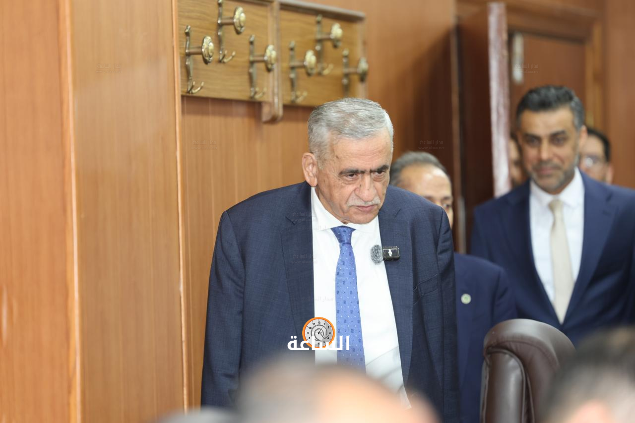 Madar Al-Saa Images 0.7132272588399567