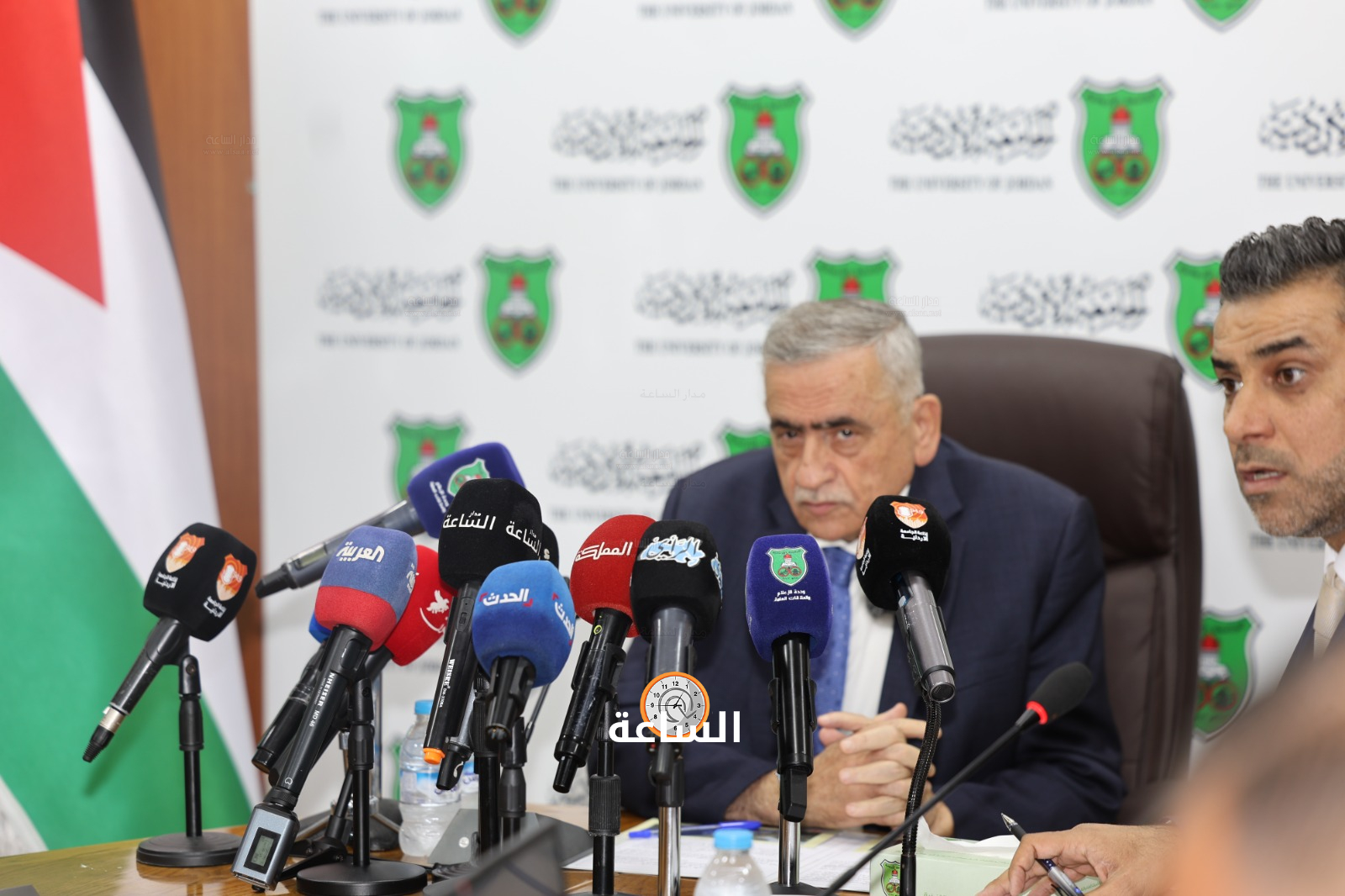 Madar Al-Saa Images 0.20934873196642345
