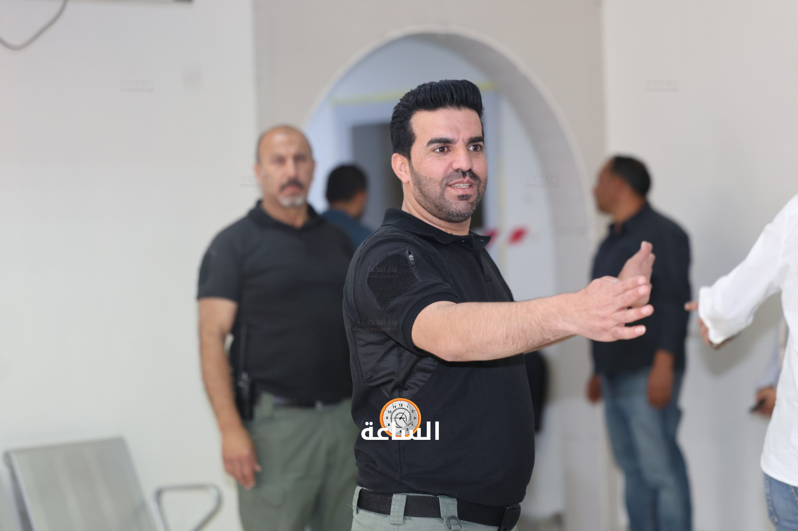 Madar Al-Saa Images 0.3995052083846429