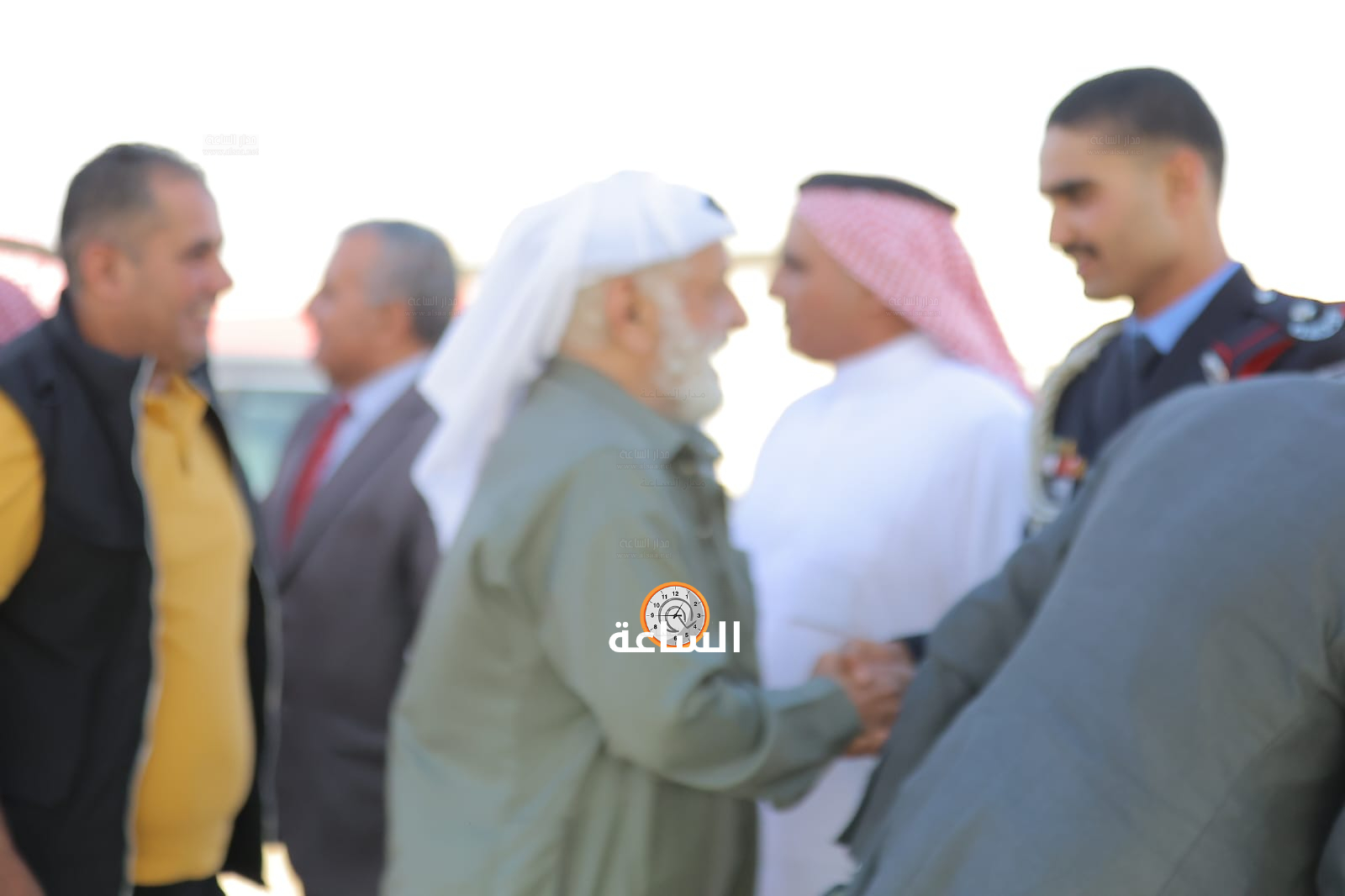 Madar Al-Saa Images 0.6359165015232765