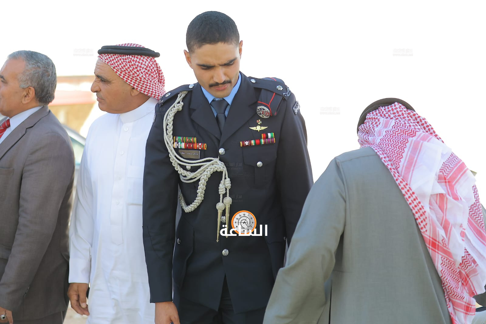 Madar Al-Saa Images 0.4860646632875092