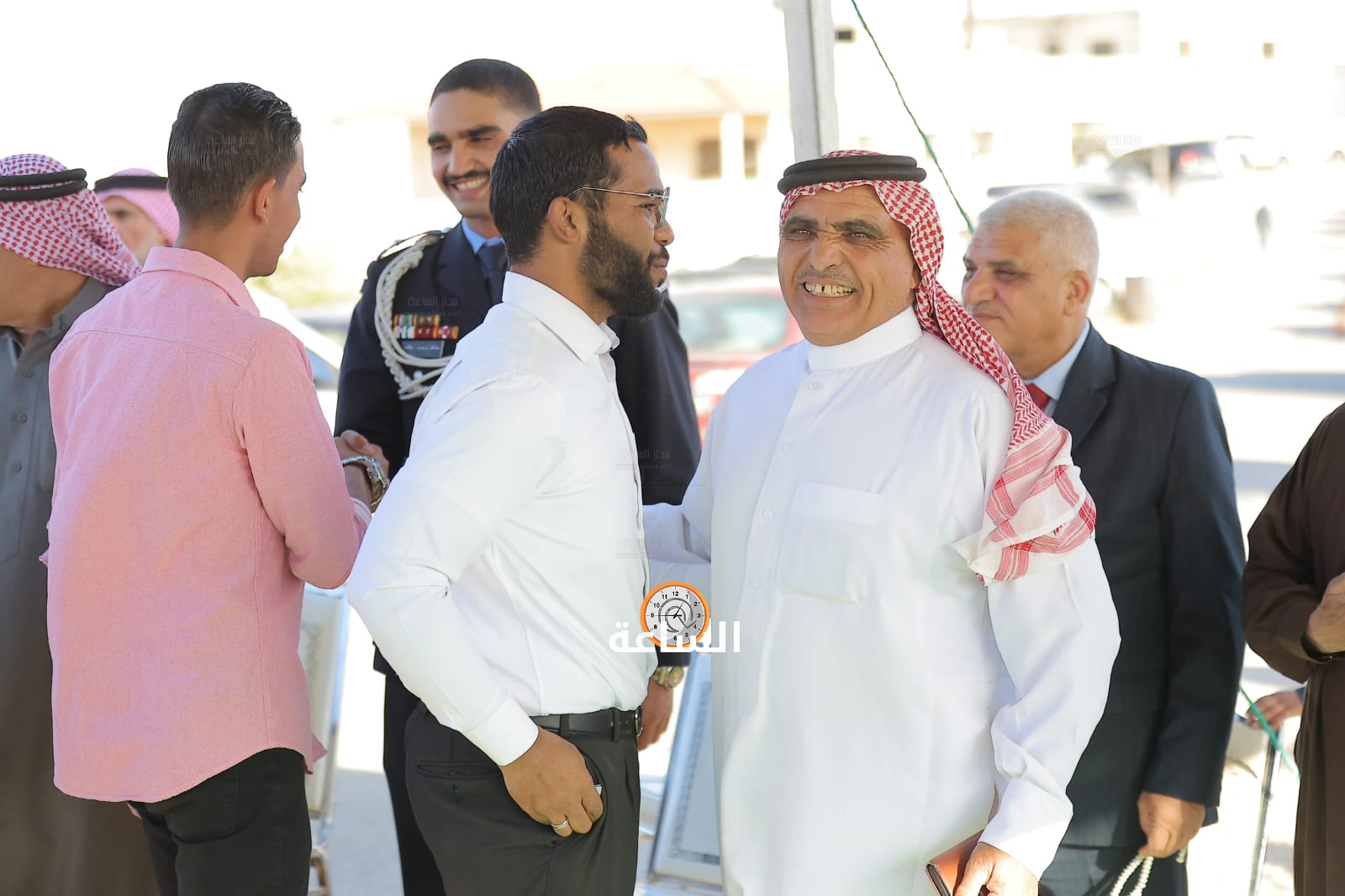 Madar Al-Saa Images 0.7078377635726083