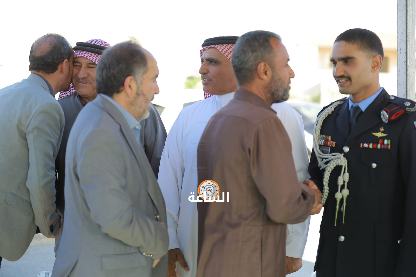 Madar Al-Saa Images 0.4712285132473345