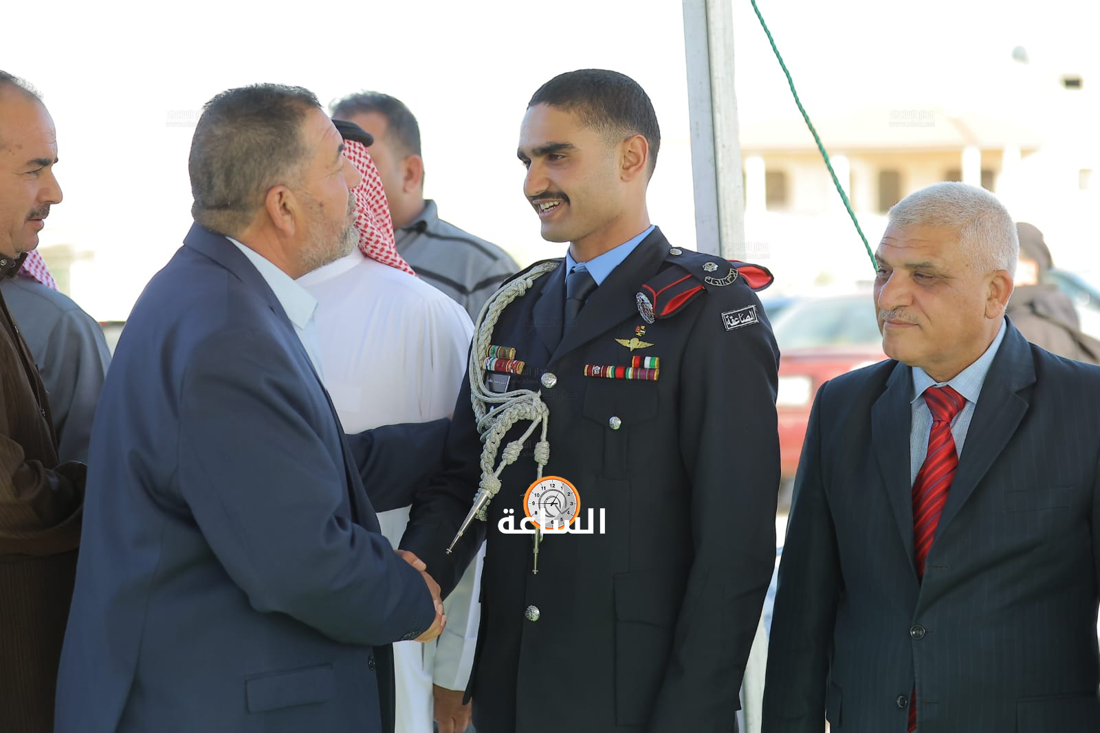 Madar Al-Saa Images 0.7418329868820409