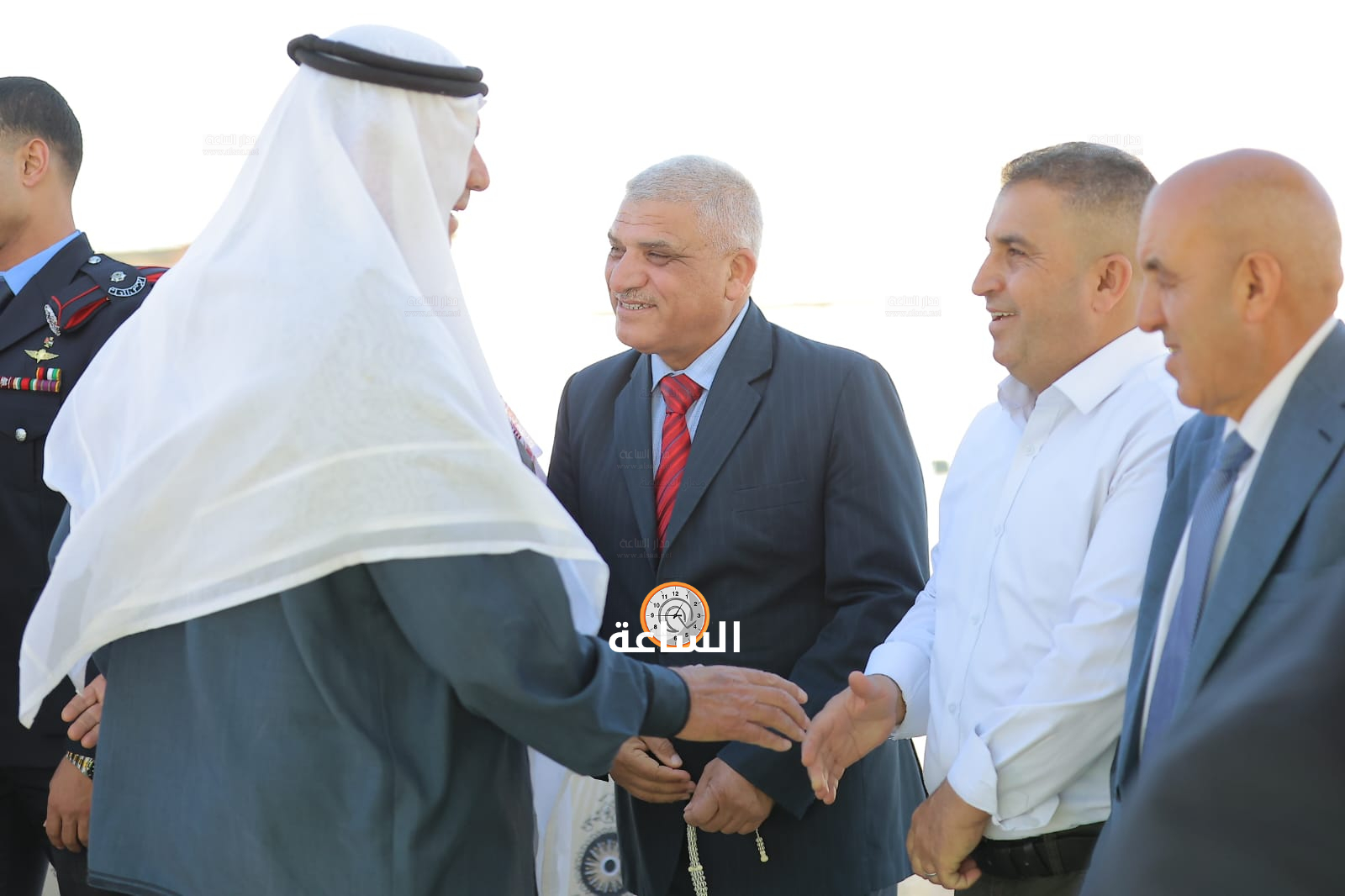Madar Al-Saa Images 0.9294745123271865