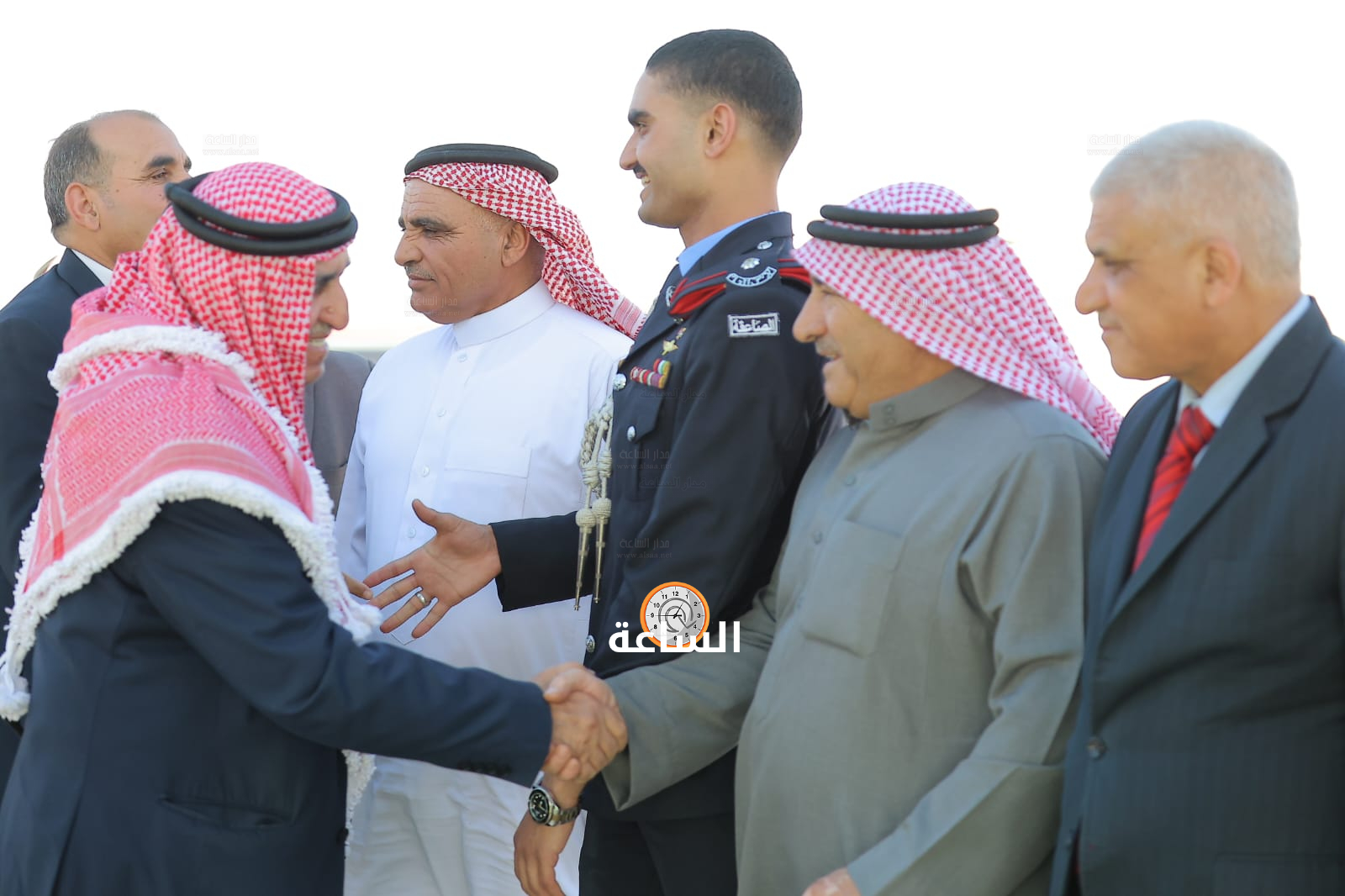 Madar Al-Saa Images 0.1765125153016348