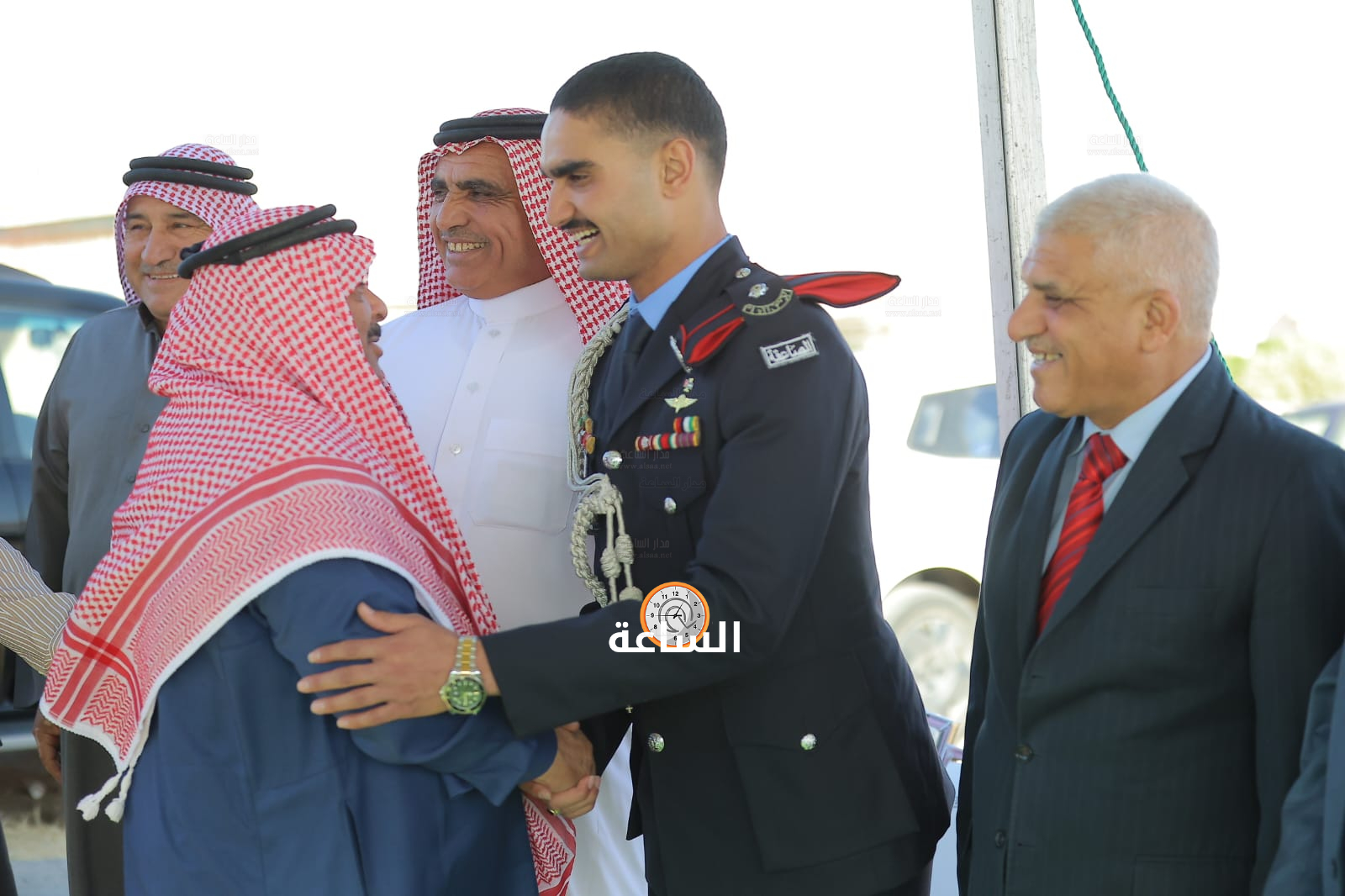 Madar Al-Saa Images 0.3740960570836739