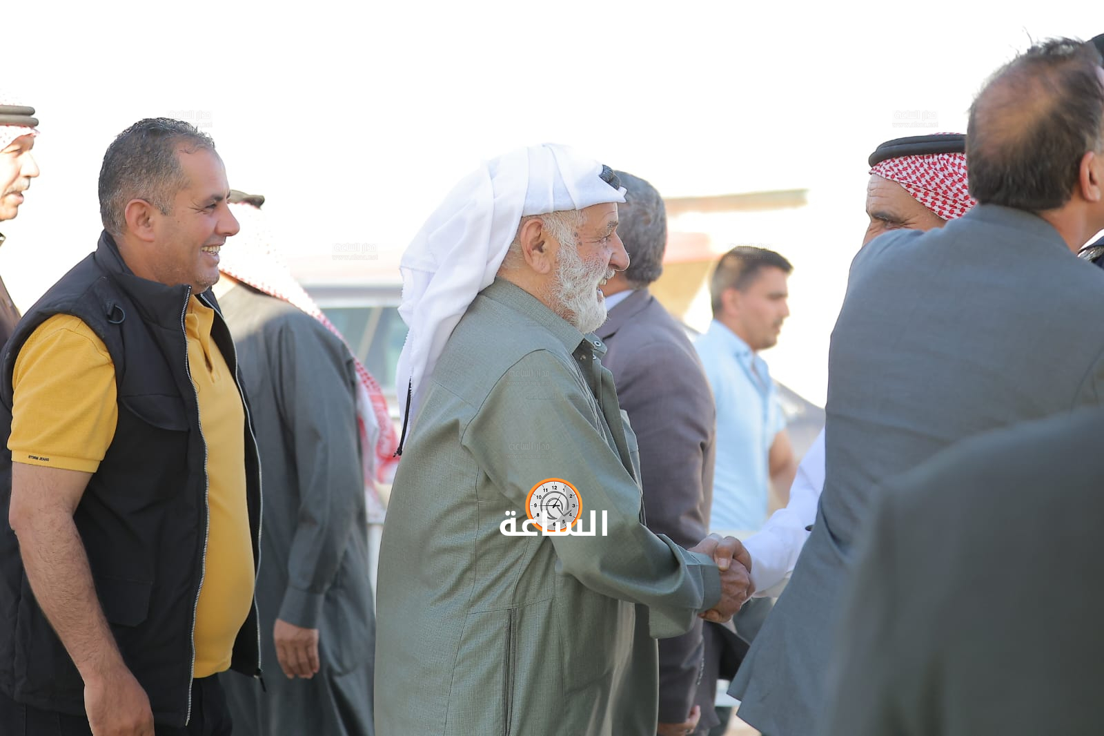 Madar Al-Saa Images 0.4776686365061834