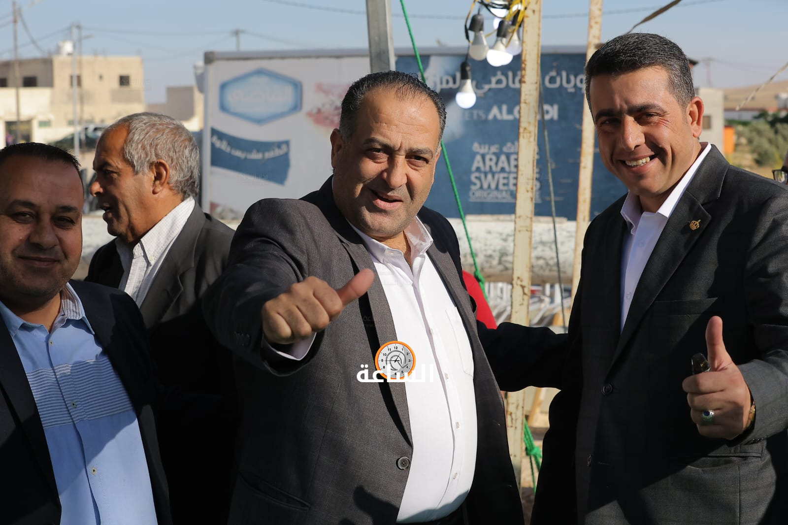 Madar Al-Saa Images 0.05339922862636337