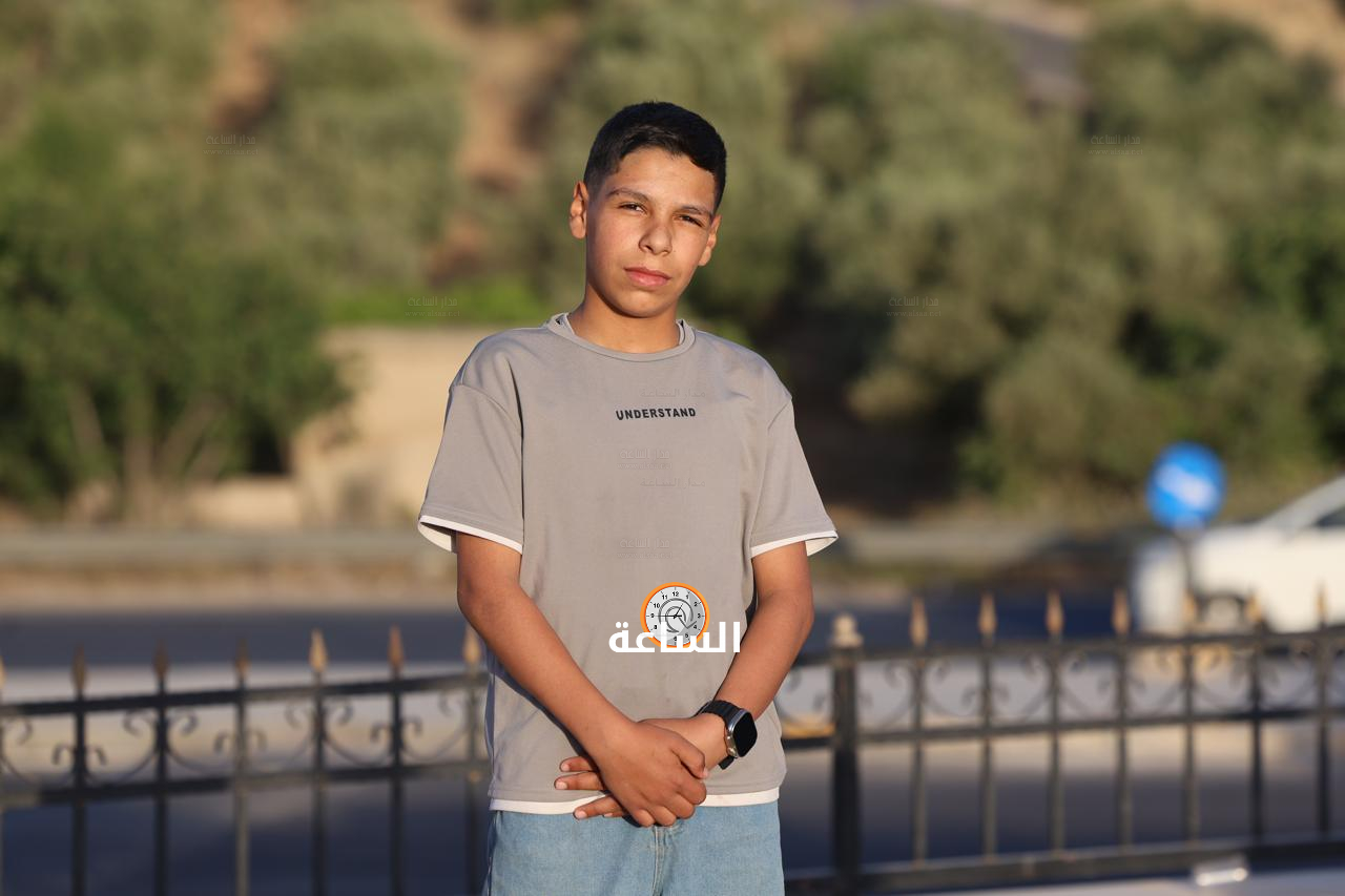 Madar Al-Saa Images 0.5504796544254495