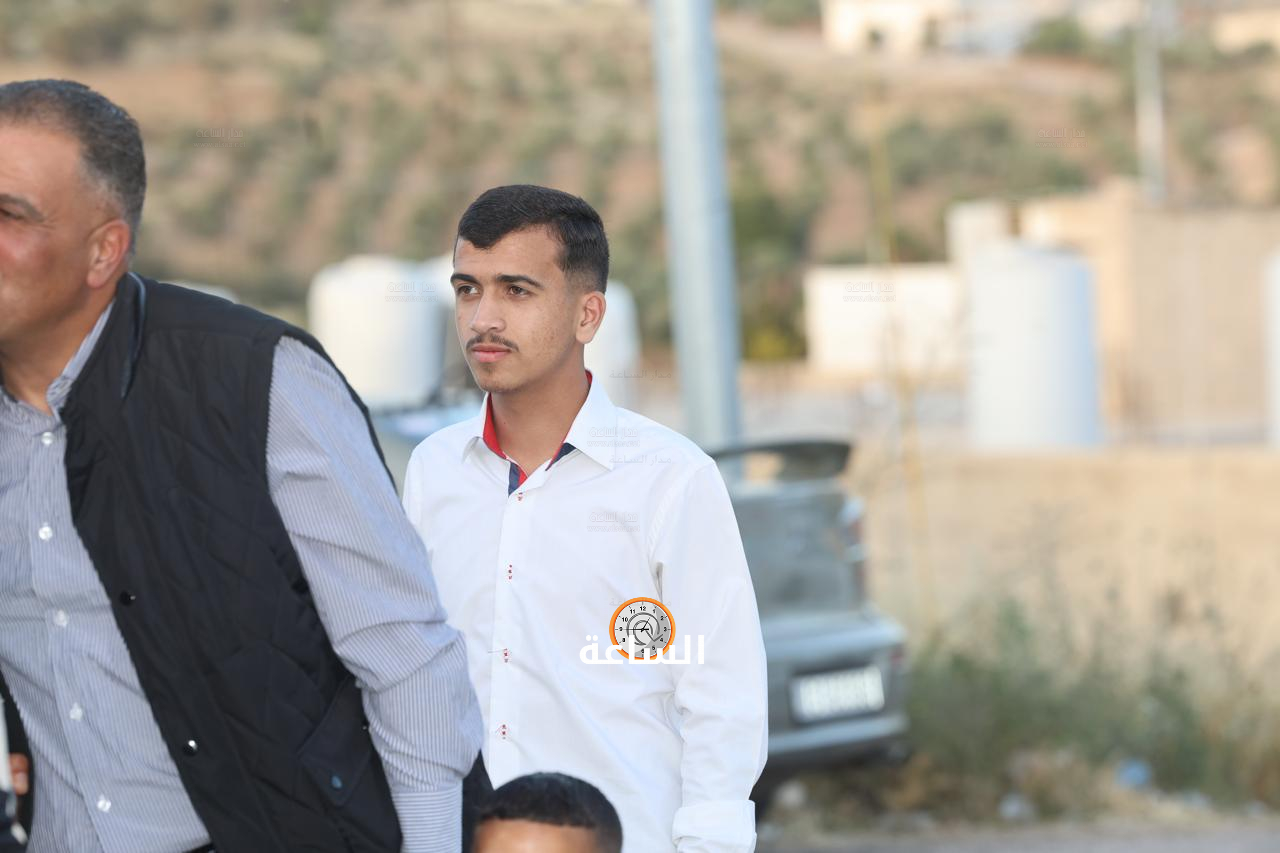 Madar Al-Saa Images 0.48344879497465765