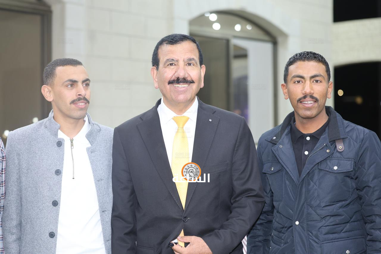 Madar Al-Saa Images 0.8957603604637482