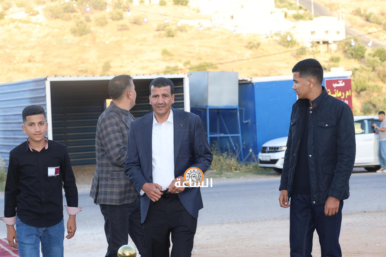 Madar Al-Saa Images 0.09334647650608552