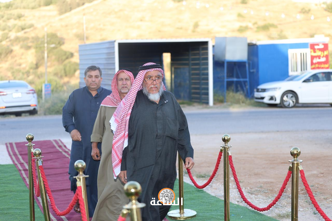 Madar Al-Saa Images 0.4081244518940387