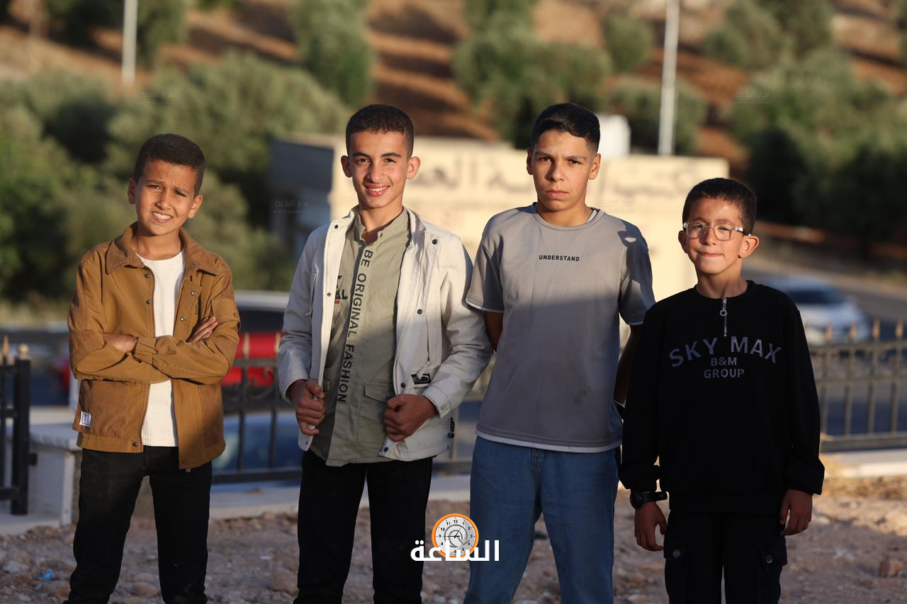 Madar Al-Saa Images 0.3642835490152895