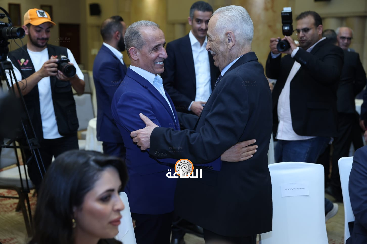 Madar Al-Saa Images 0.4518179228043746