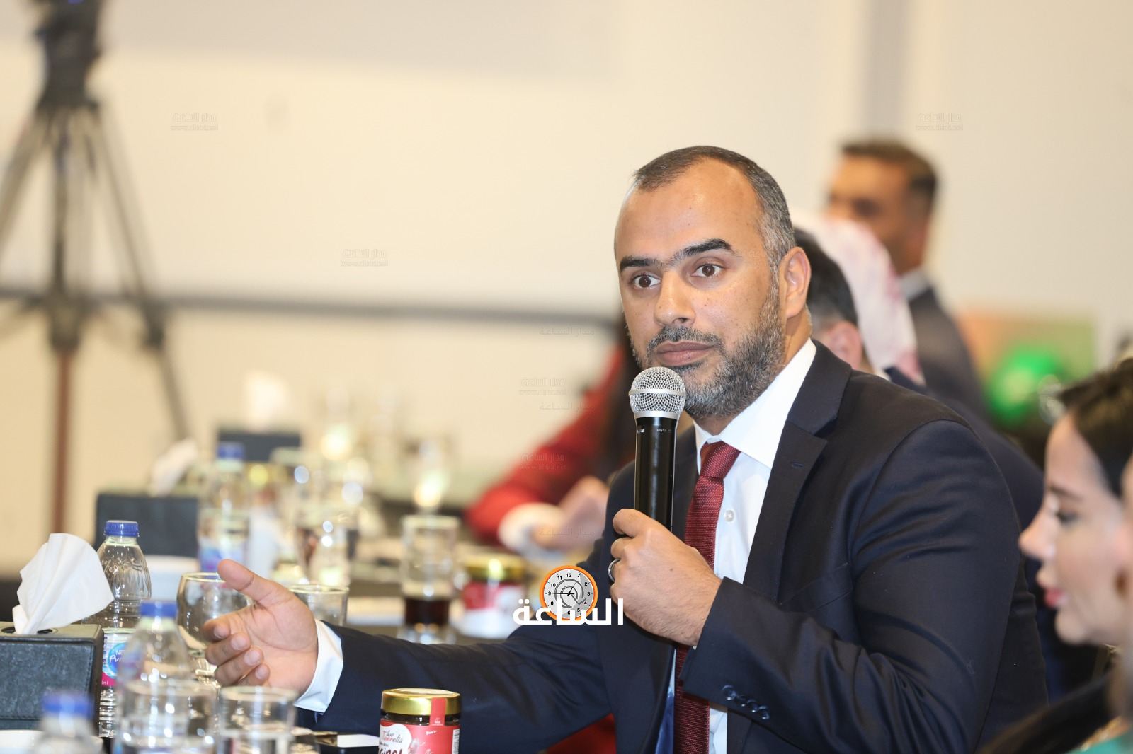 Madar Al-Saa Images 0.39987647161845974