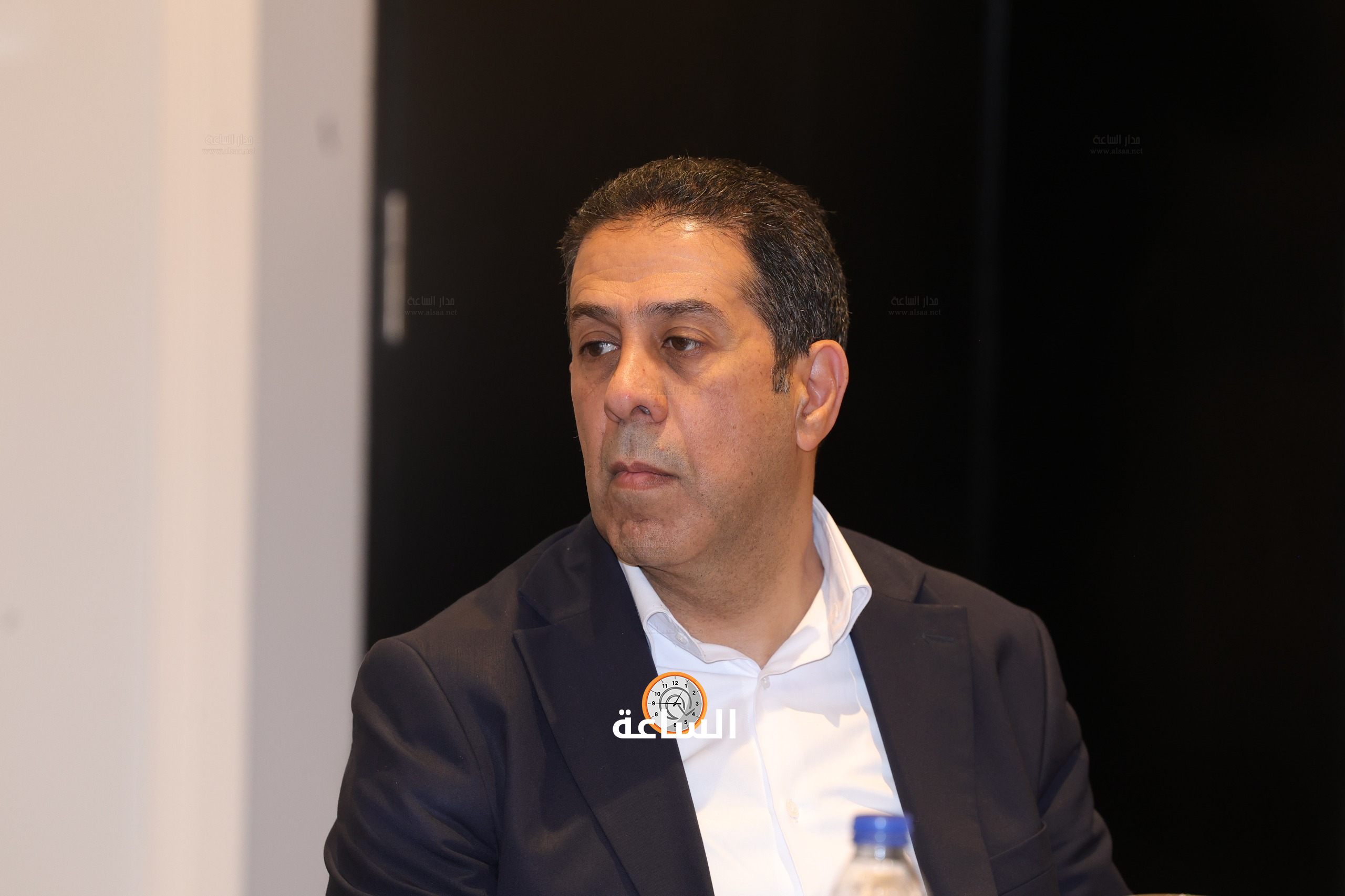 Madar Al-Saa Images 0.49446380715796034