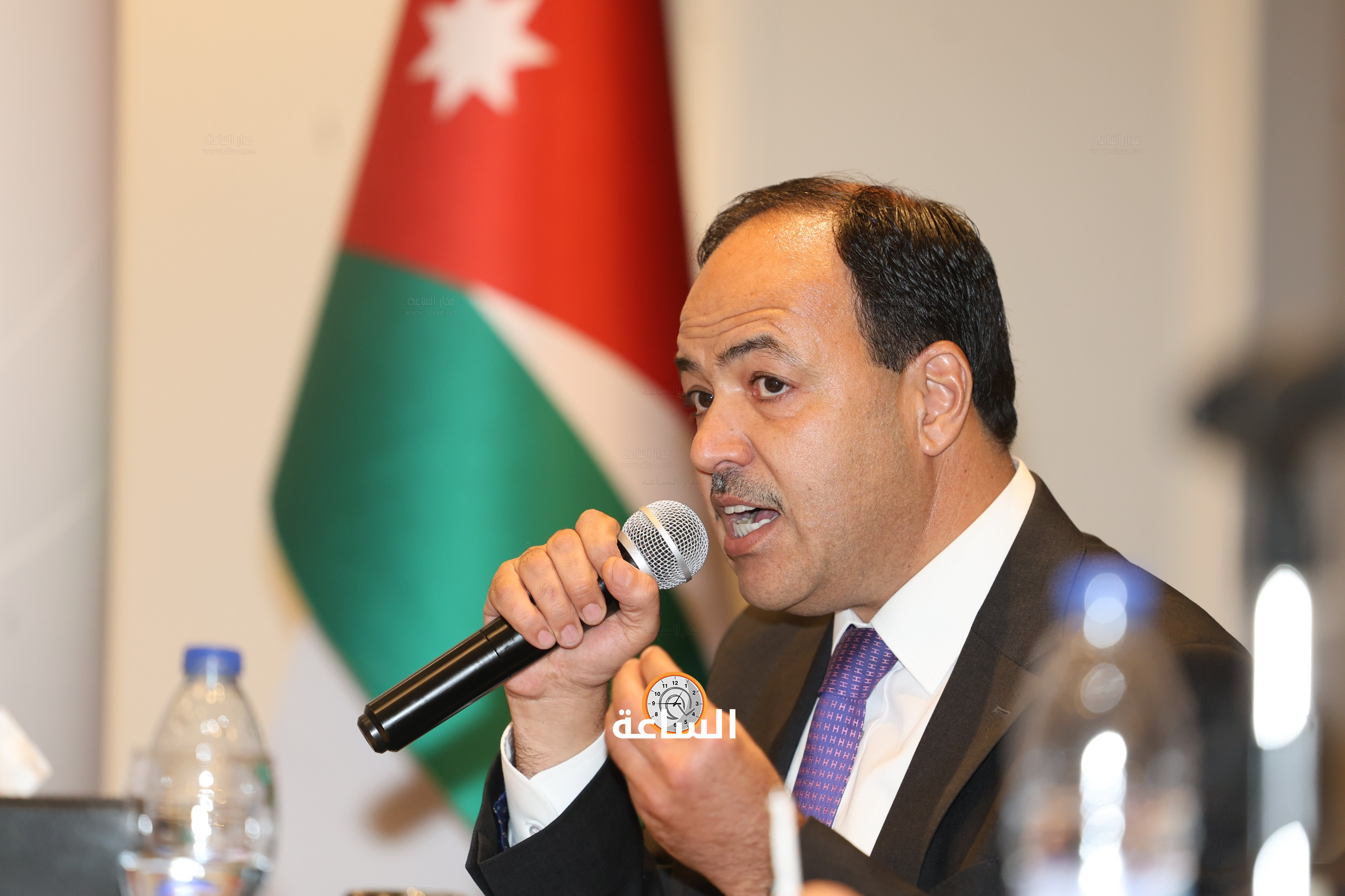 Madar Al-Saa Images 0.005683881377195332