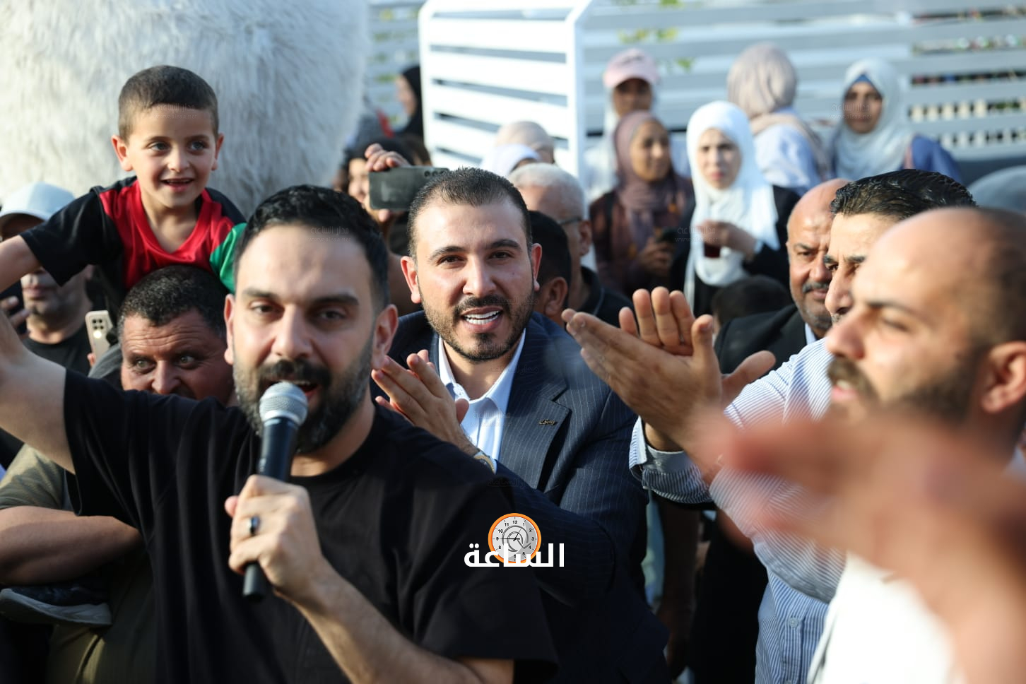 Madar Al-Saa Images 0.3449858448749886