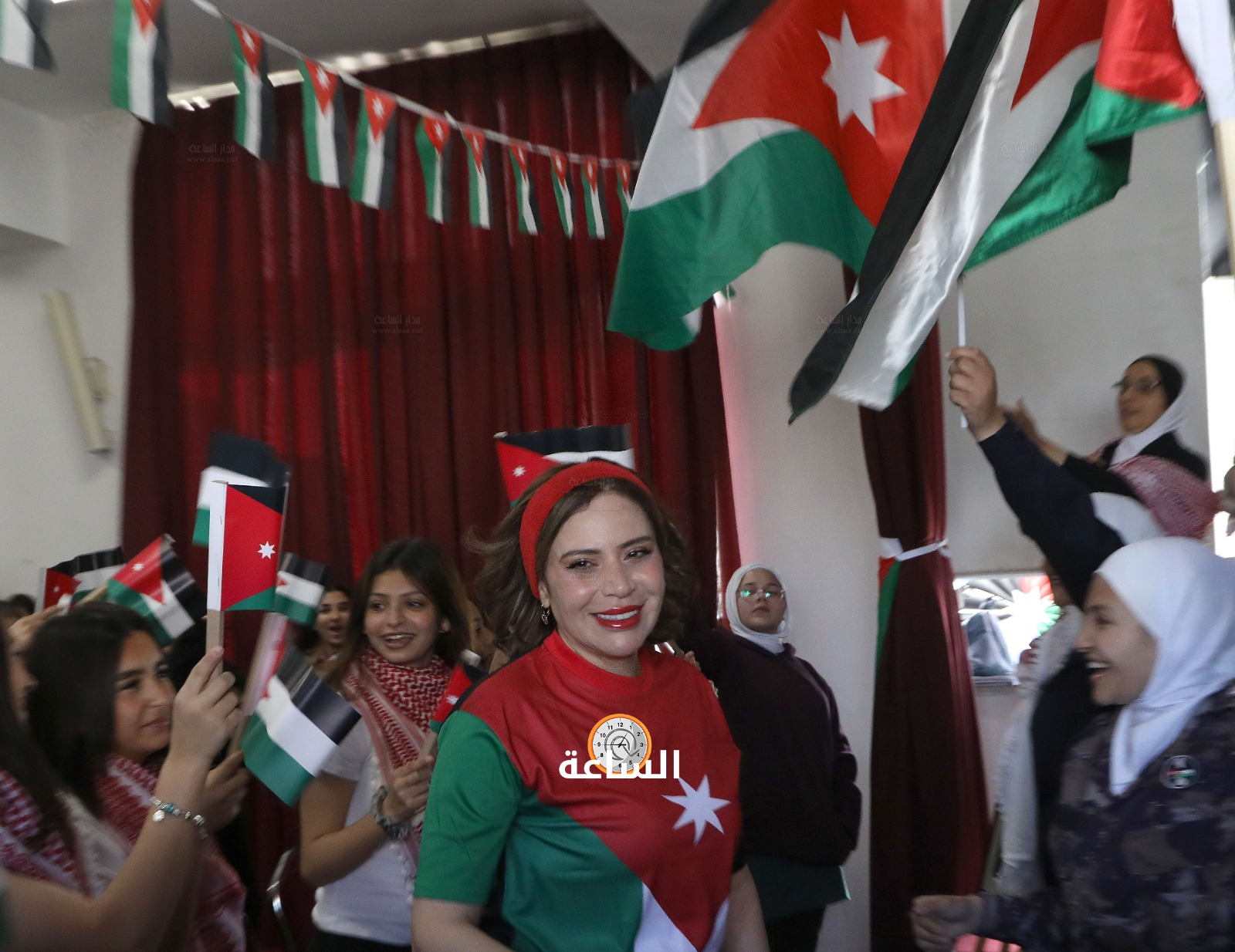 Madar Al-Saa Images 0.9442151930665459