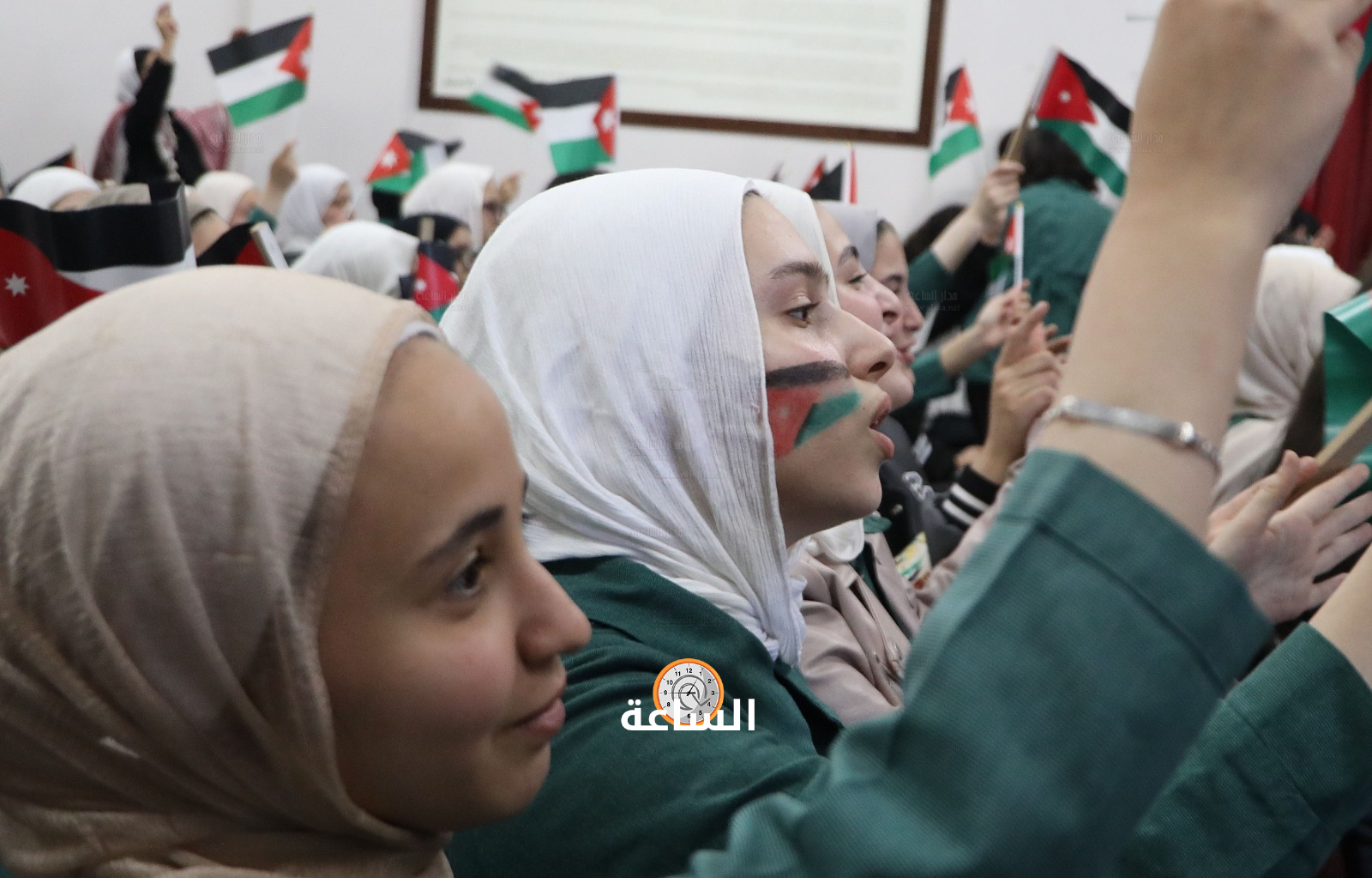 Madar Al-Saa Images 0.5503584177708688