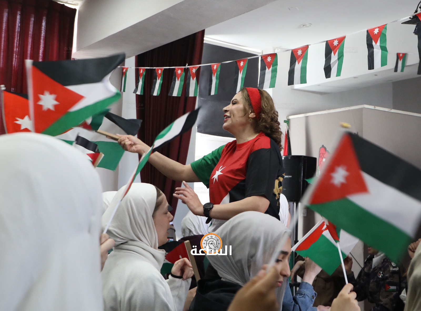 Madar Al-Saa Images 0.15301703780321474