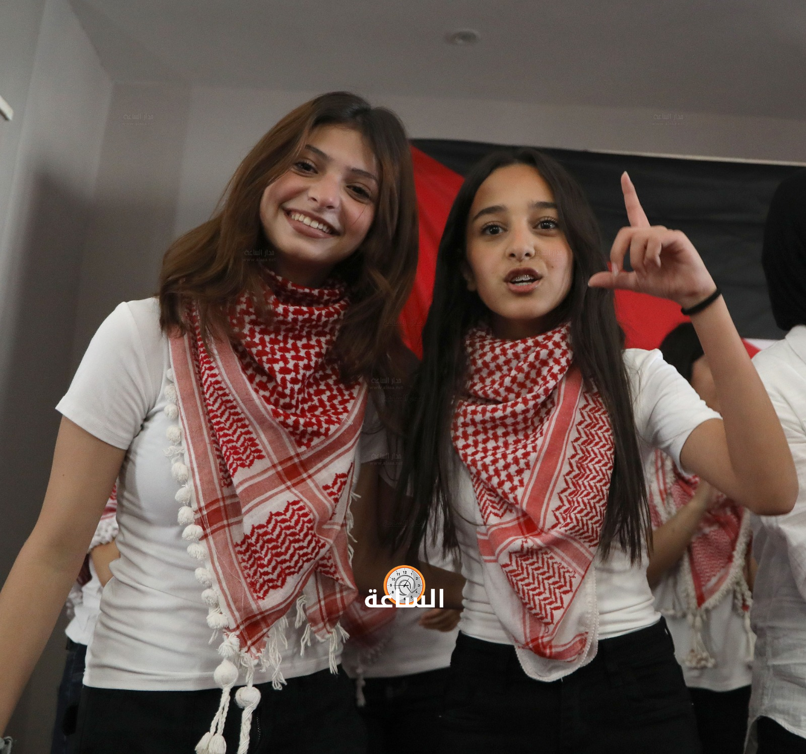Madar Al-Saa Images 0.7858657451298382