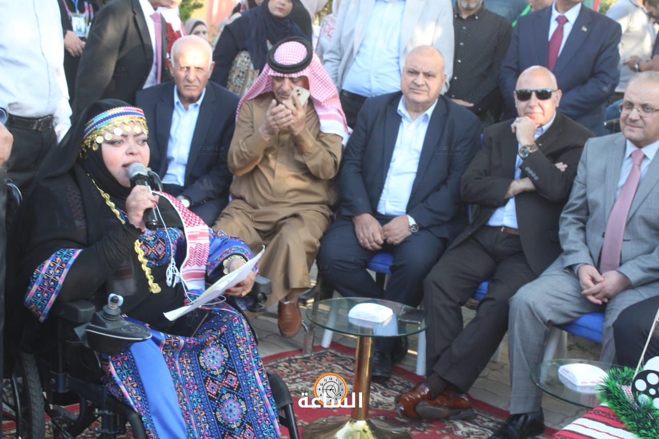 Madar Al-Saa Images 0.4917341571492765