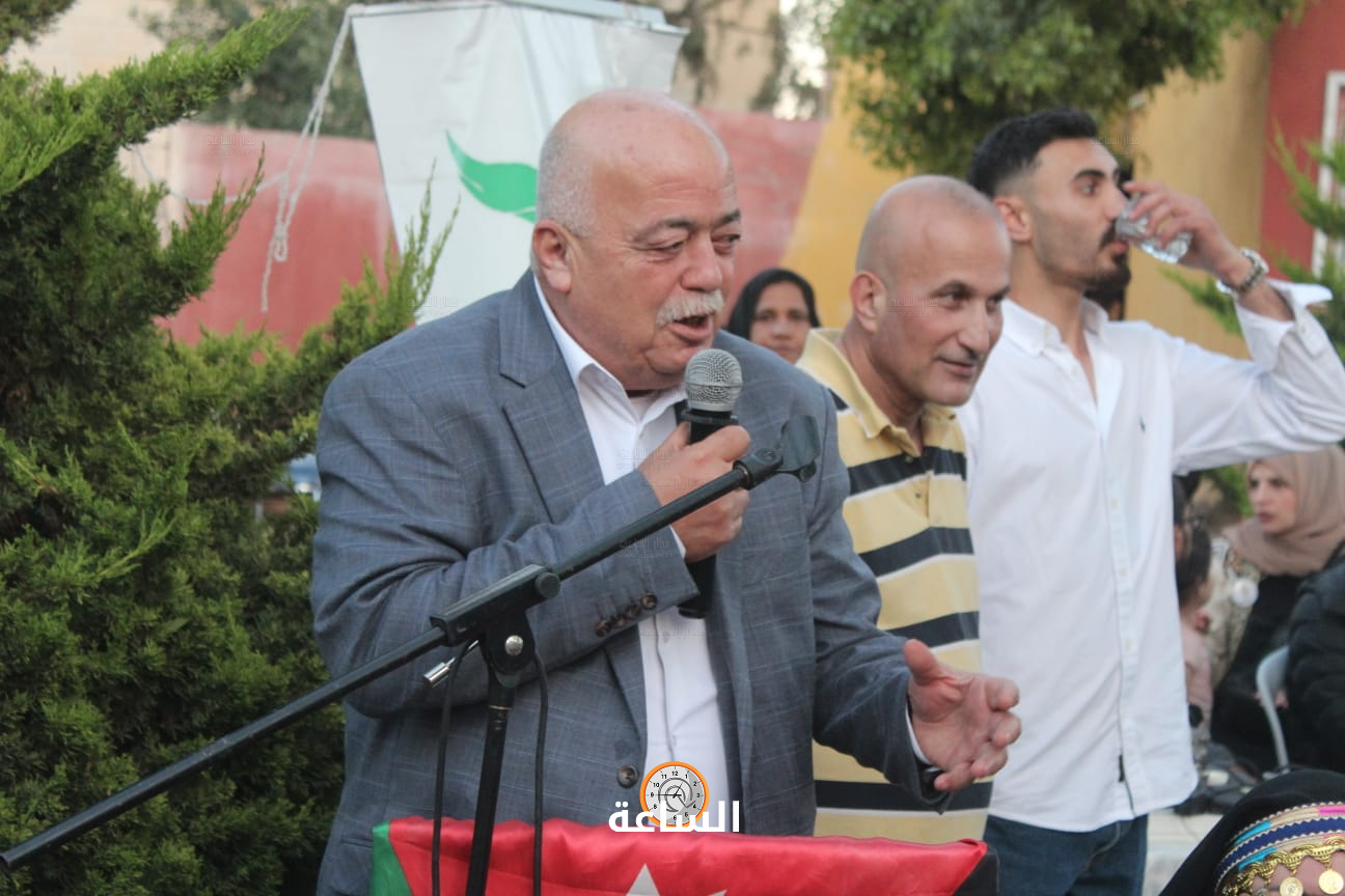 Madar Al-Saa Images 0.7674545236446241