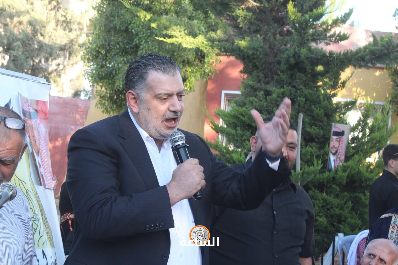 Madar Al-Saa Images 0.3748654854325695