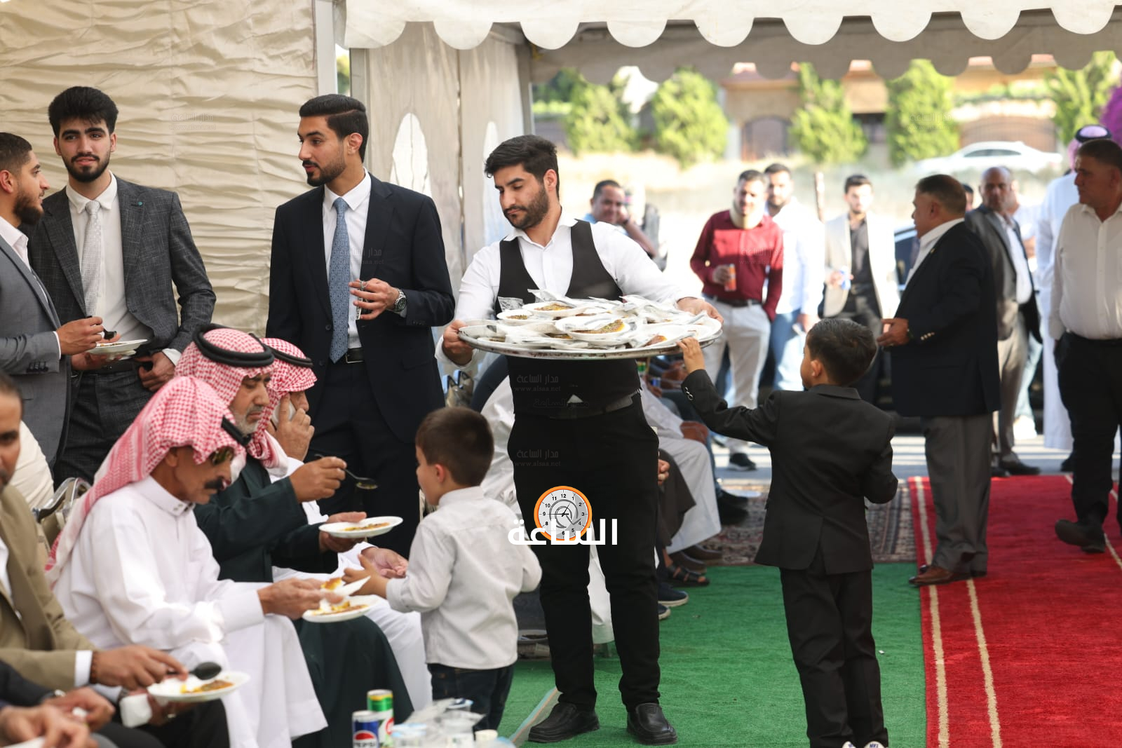 Madar Al-Saa Images 0.1903131786248573
