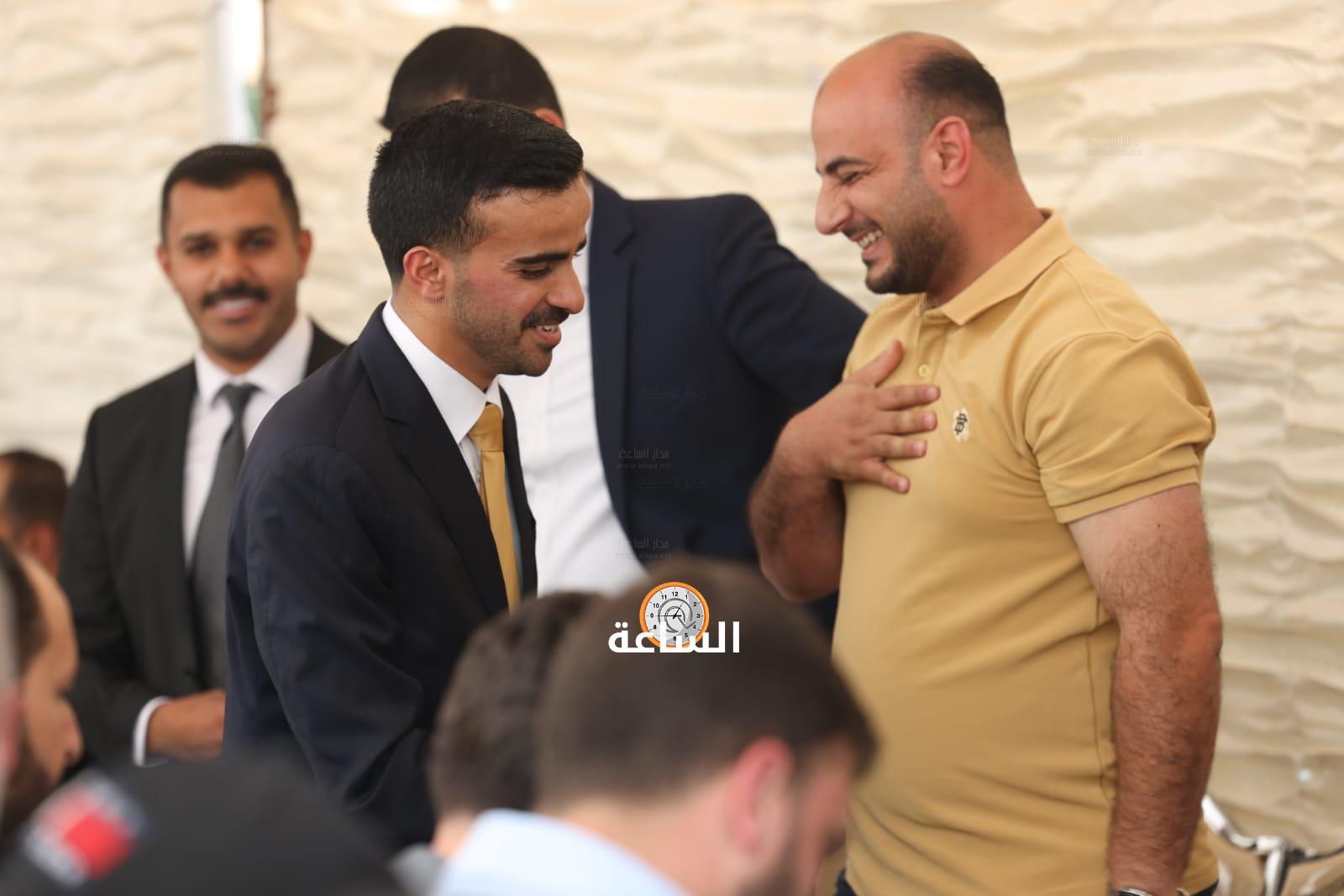 Madar Al-Saa Images 0.12863646541896012