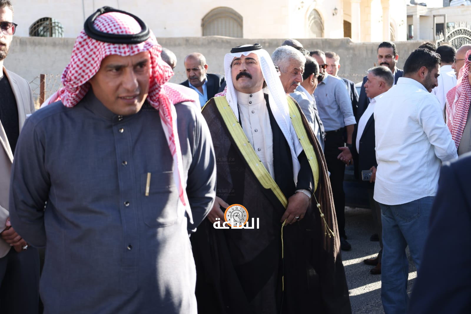 Madar Al-Saa Images 0.9917935106349092