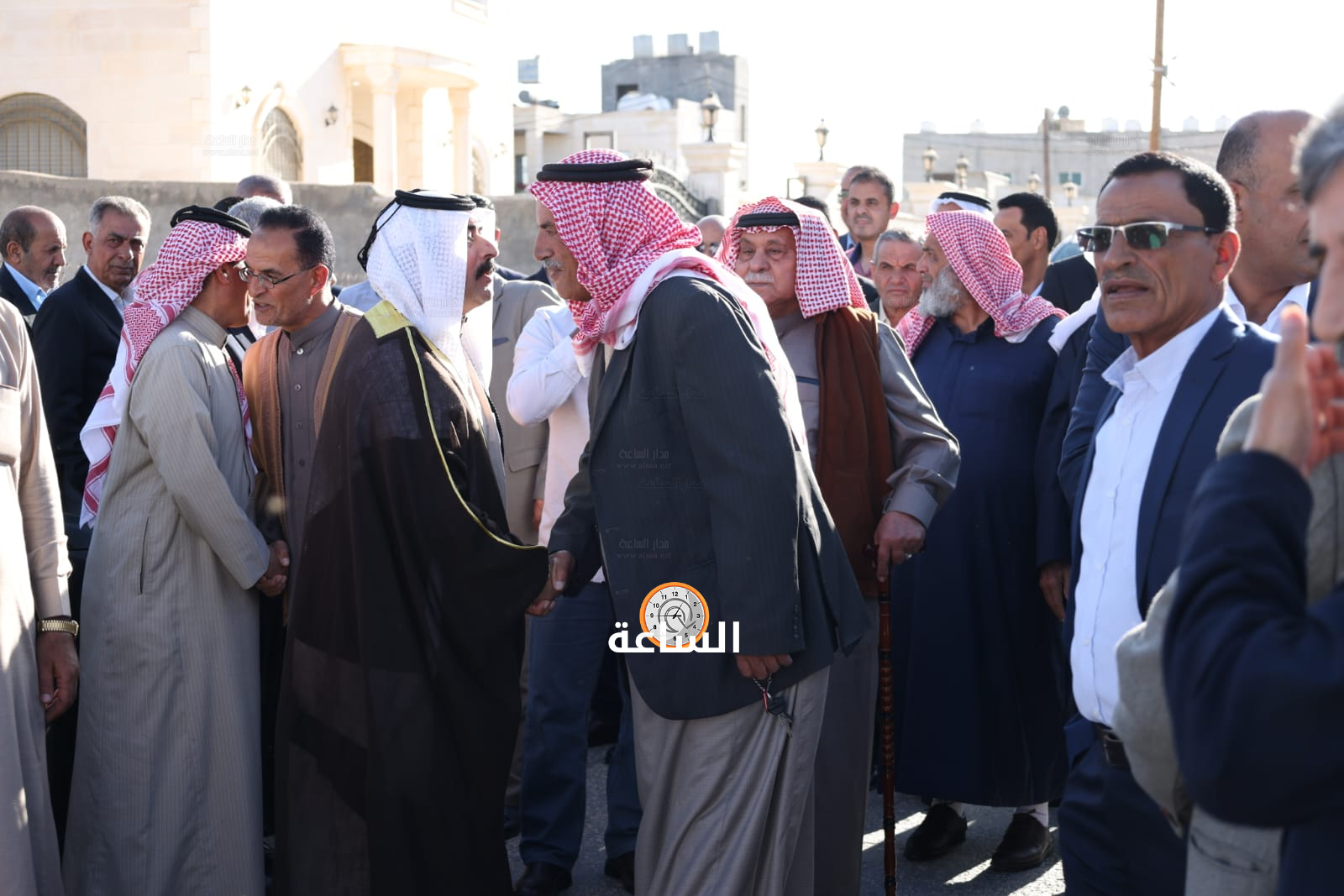 Madar Al-Saa Images 0.9598120903325964