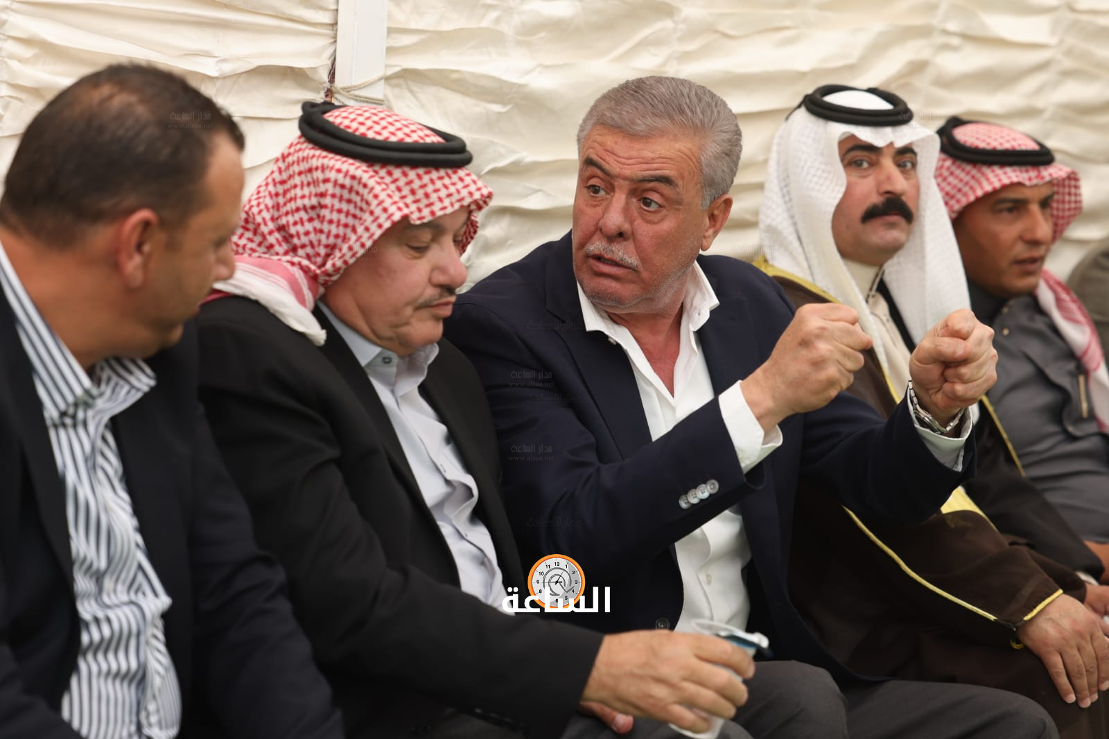 Madar Al-Saa Images 0.38029886681103253