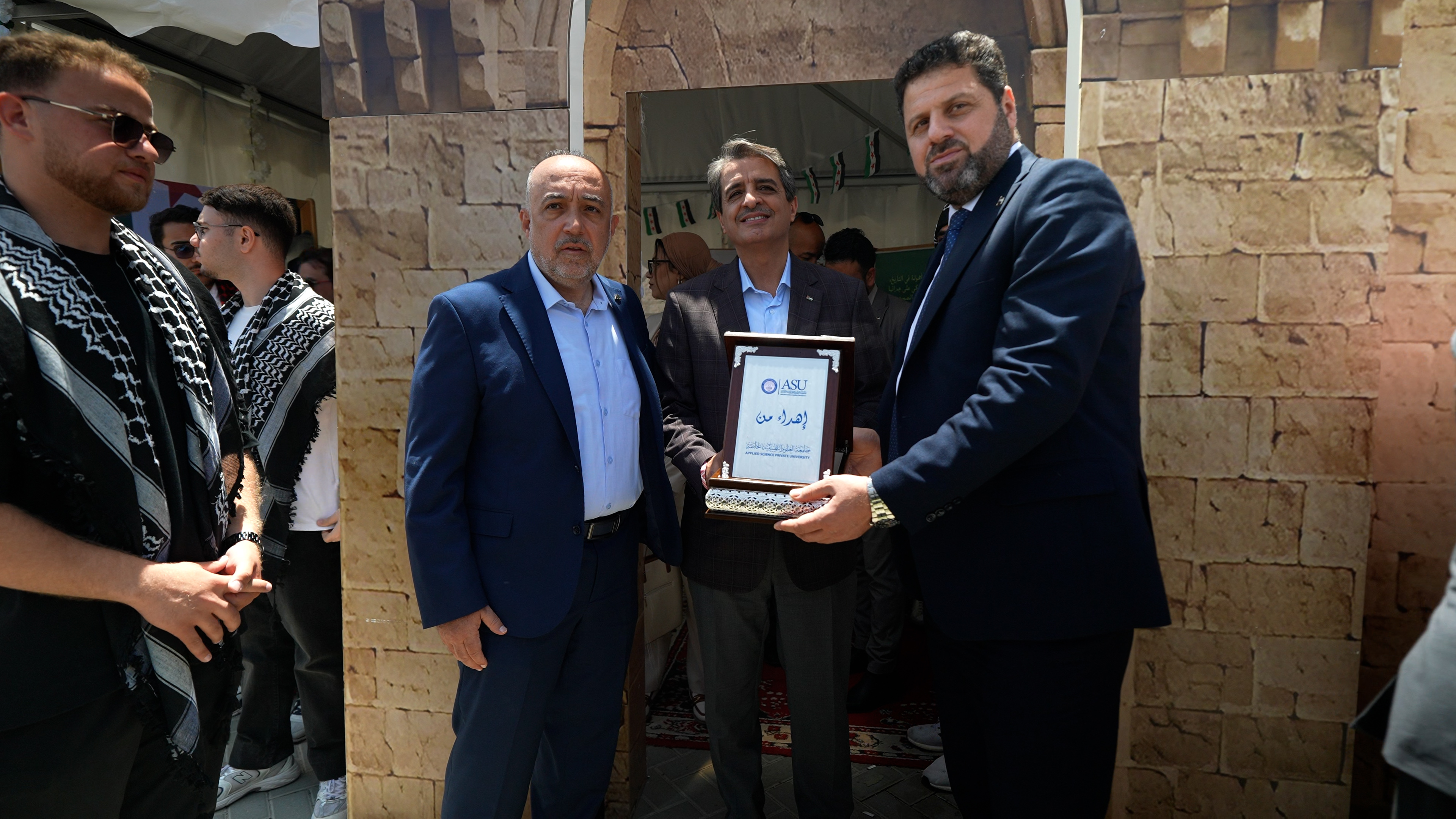 Madar Al-Saa Images 0.05890069761209349