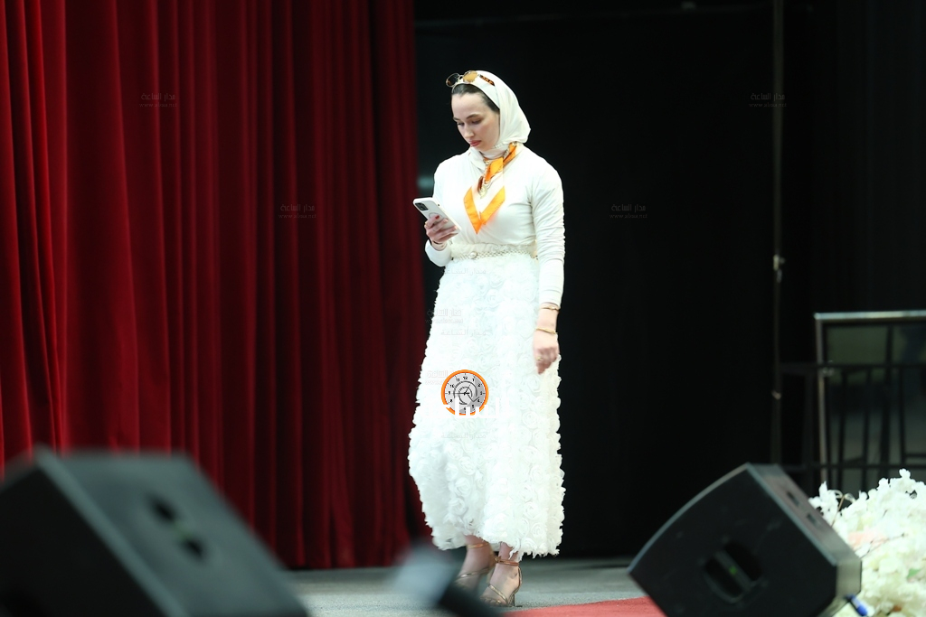 Madar Al-Saa Images 0.9213606593602823