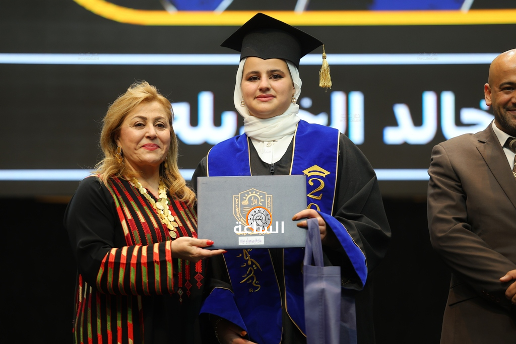 Madar Al-Saa Images 0.39532803969632635