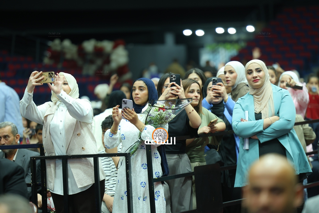 Madar Al-Saa Images 0.5892424532773383
