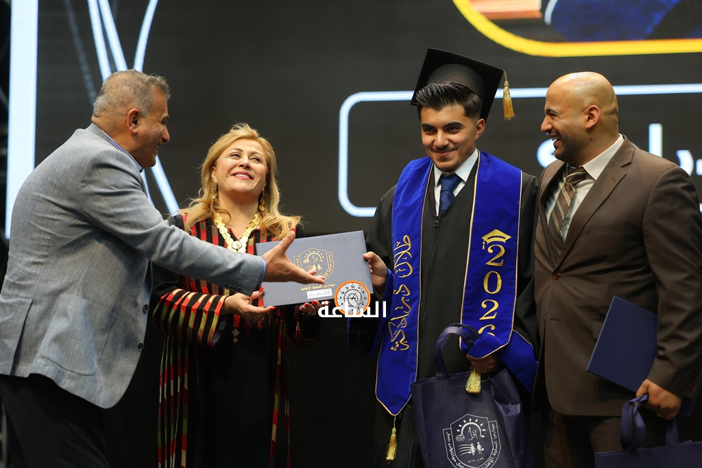 Madar Al-Saa Images 0.2221220985805178