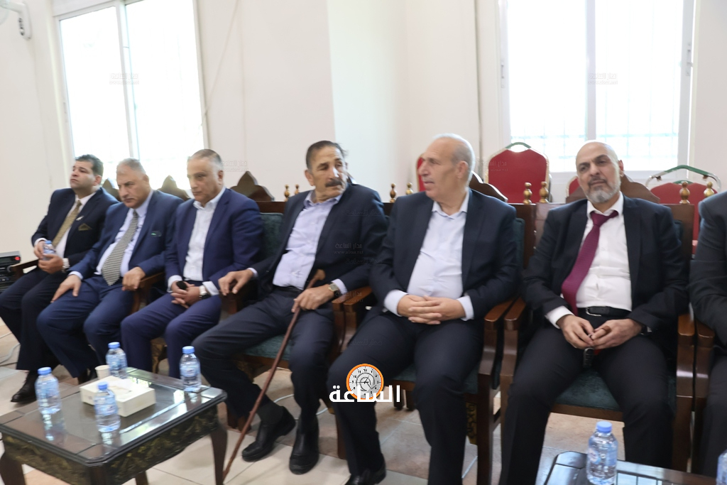 Madar Al-Saa Images 0.16290508224073819