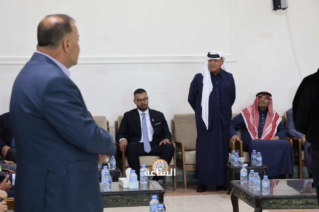 Madar Al-Saa Images 0.4308312000436373