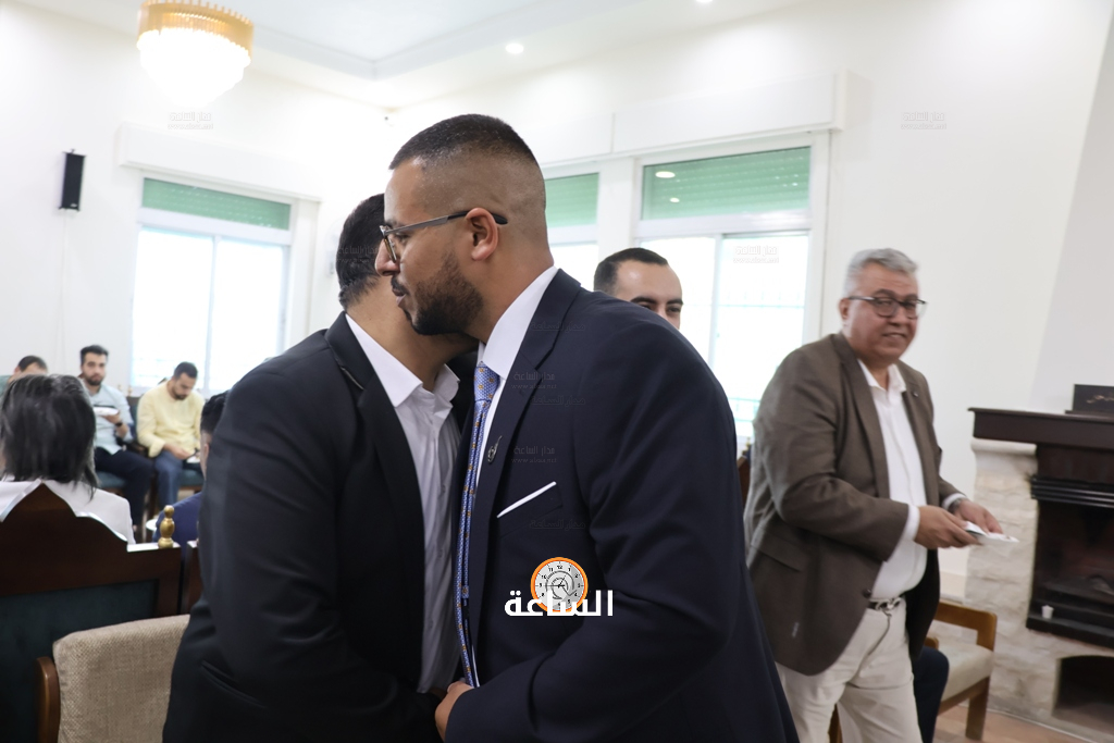 Madar Al-Saa Images 0.4632928190074038